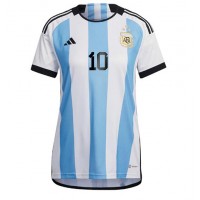 Camiseta Argentina Lionel Messi #10 Primera Equipación para mujer Mundial 2022 manga corta
